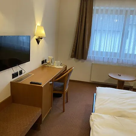 Seebach Hotel 3*